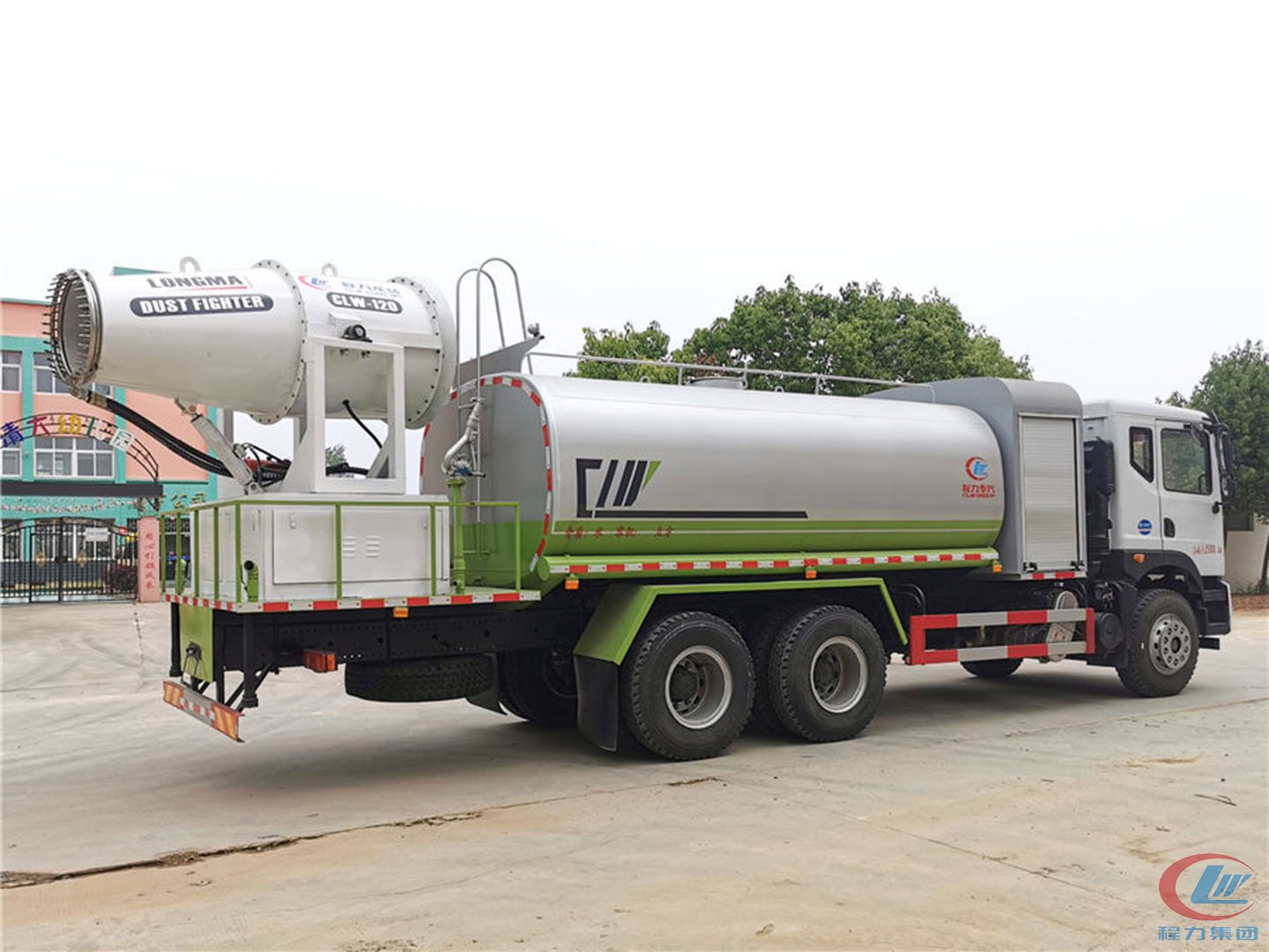 國六東風(fēng)華神T5后雙橋多功能抑塵車