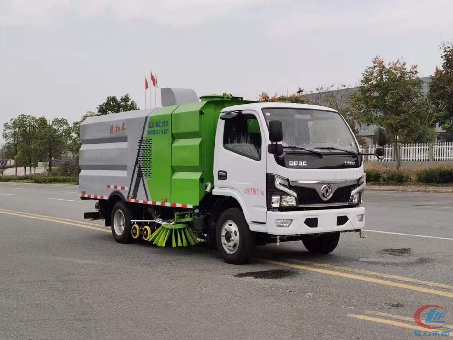 國(guó)六東風(fēng)福瑞卡5方洗掃車