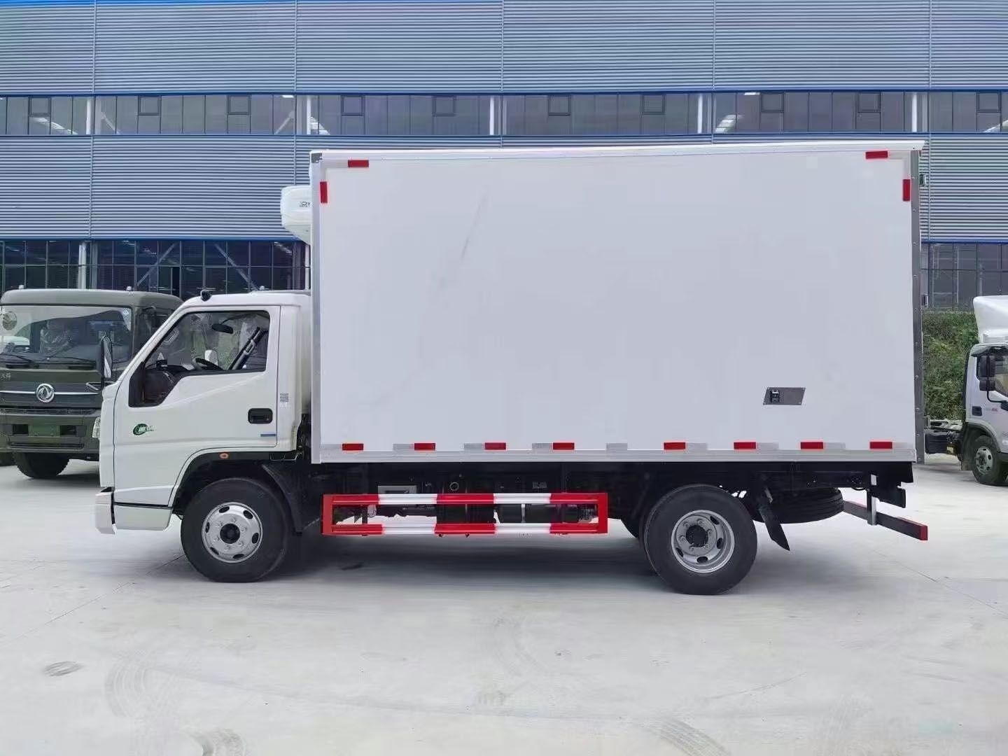 國六江鈴順達(dá)冷藏車