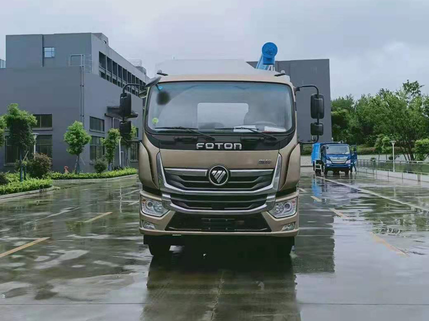 國(guó)六福田奧鈴單橋散裝飼料車