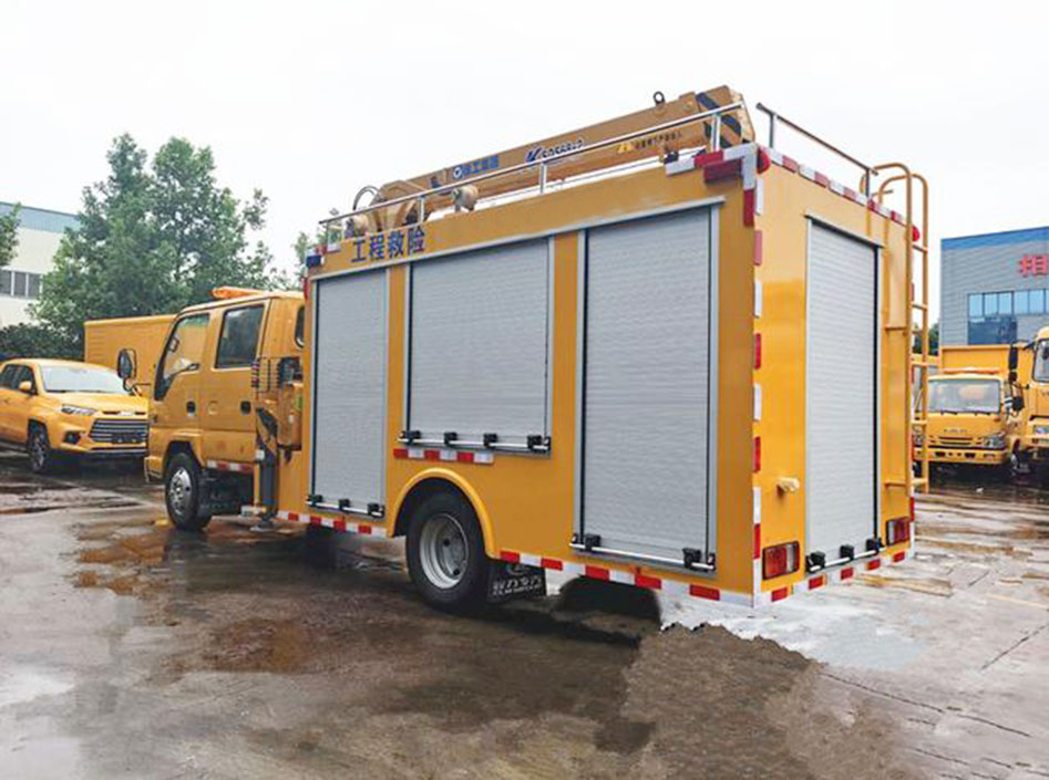 慶鈴五十鈴工程救險(xiǎn)車(chē)