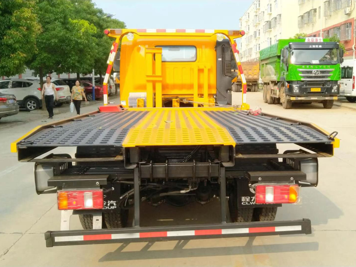 國六重汽豪沃藍(lán)牌清障車