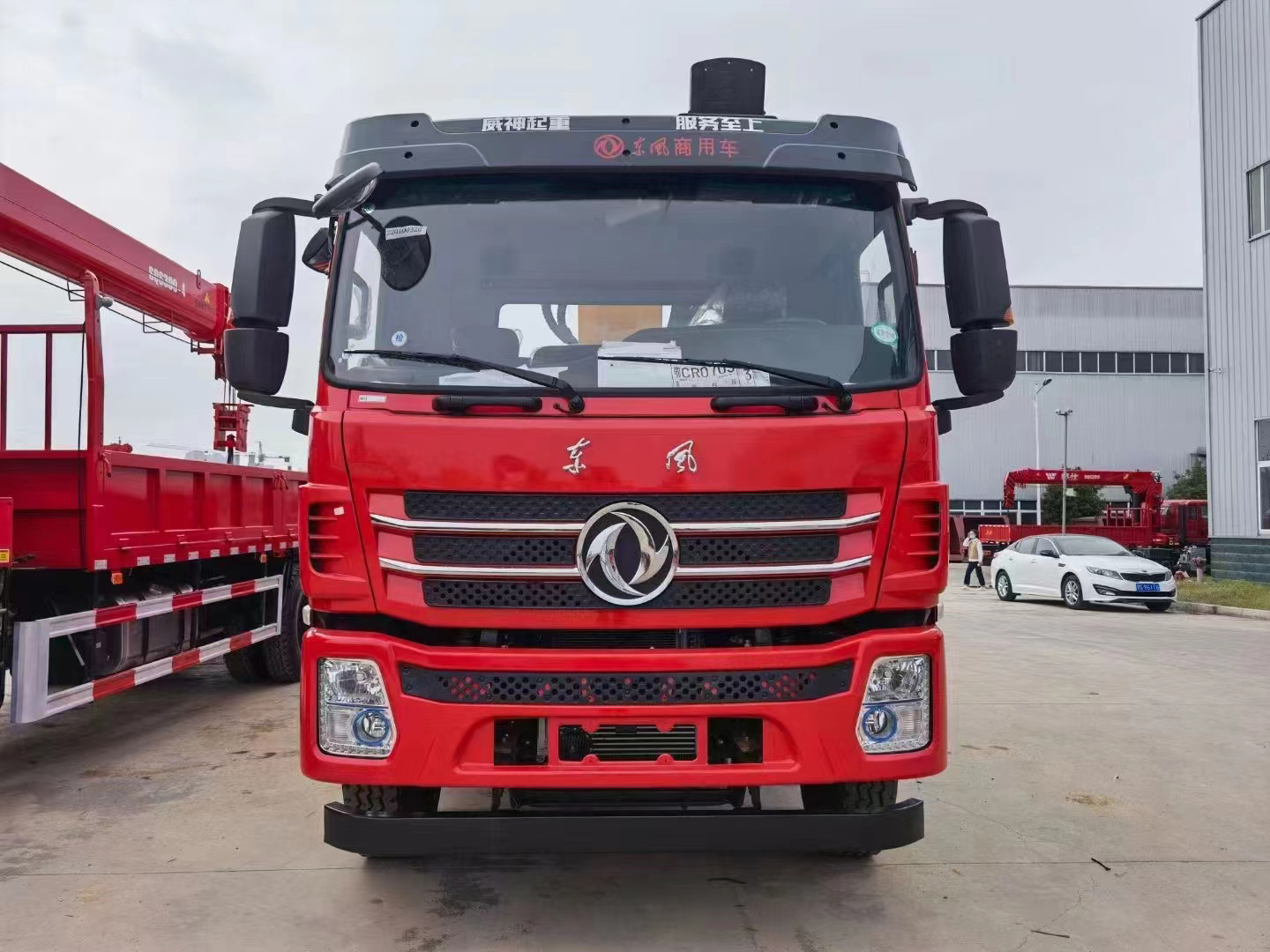 東風(fēng)K5前四后八隨車吊