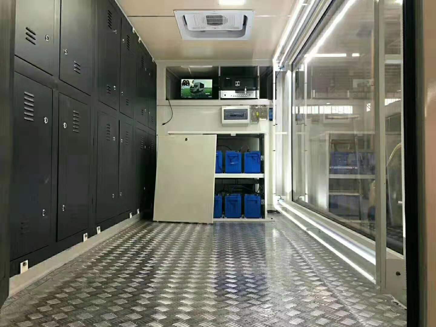 程力集團(tuán)福田宣傳車車內(nèi)飾圖