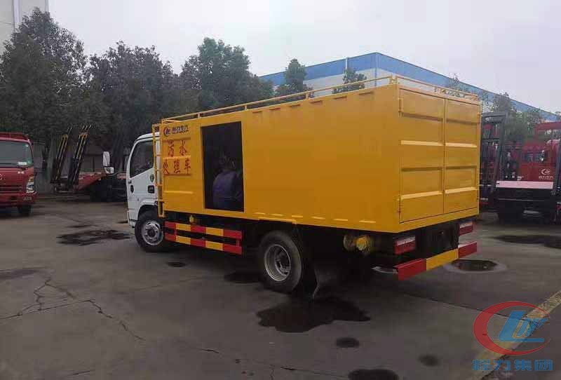 國(guó)六東風(fēng)多利卡D6污水處理車