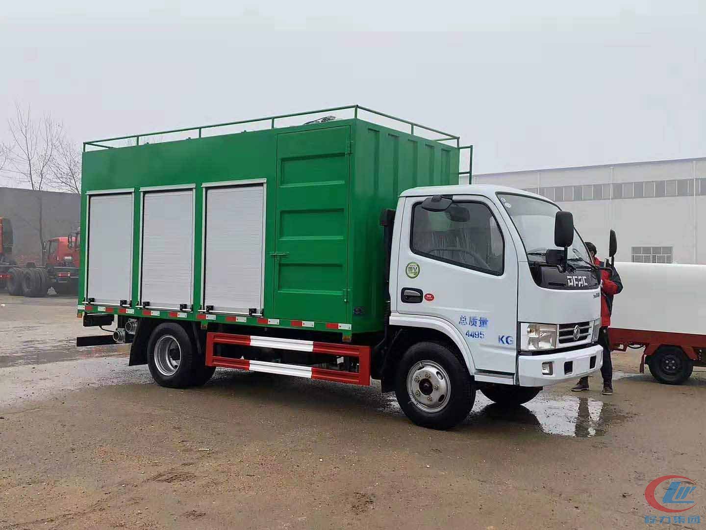 污水處理車東風多利卡