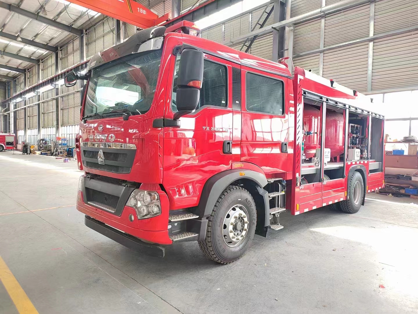 程力應(yīng)急消防系列干粉消防車